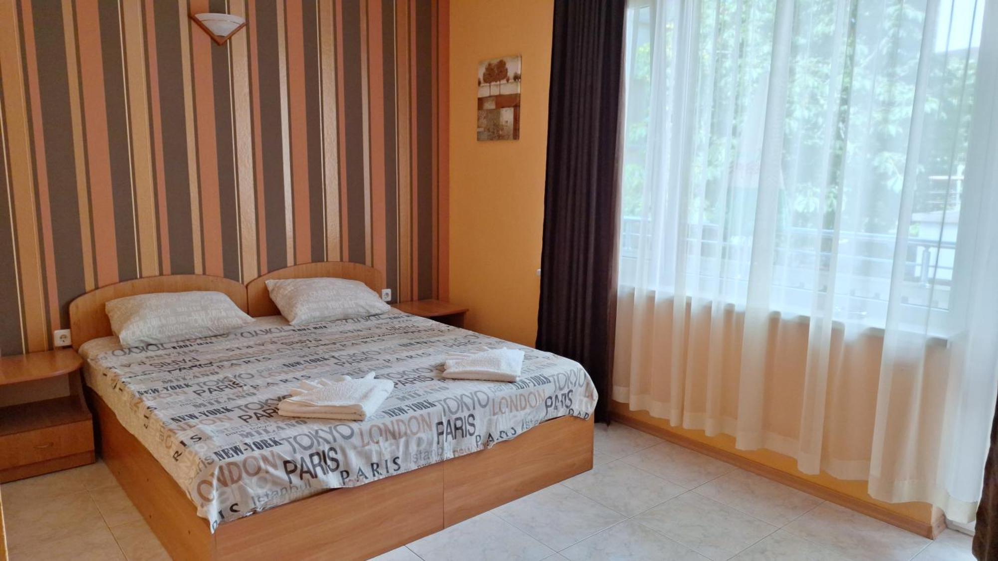 Guest house Laguna 2*