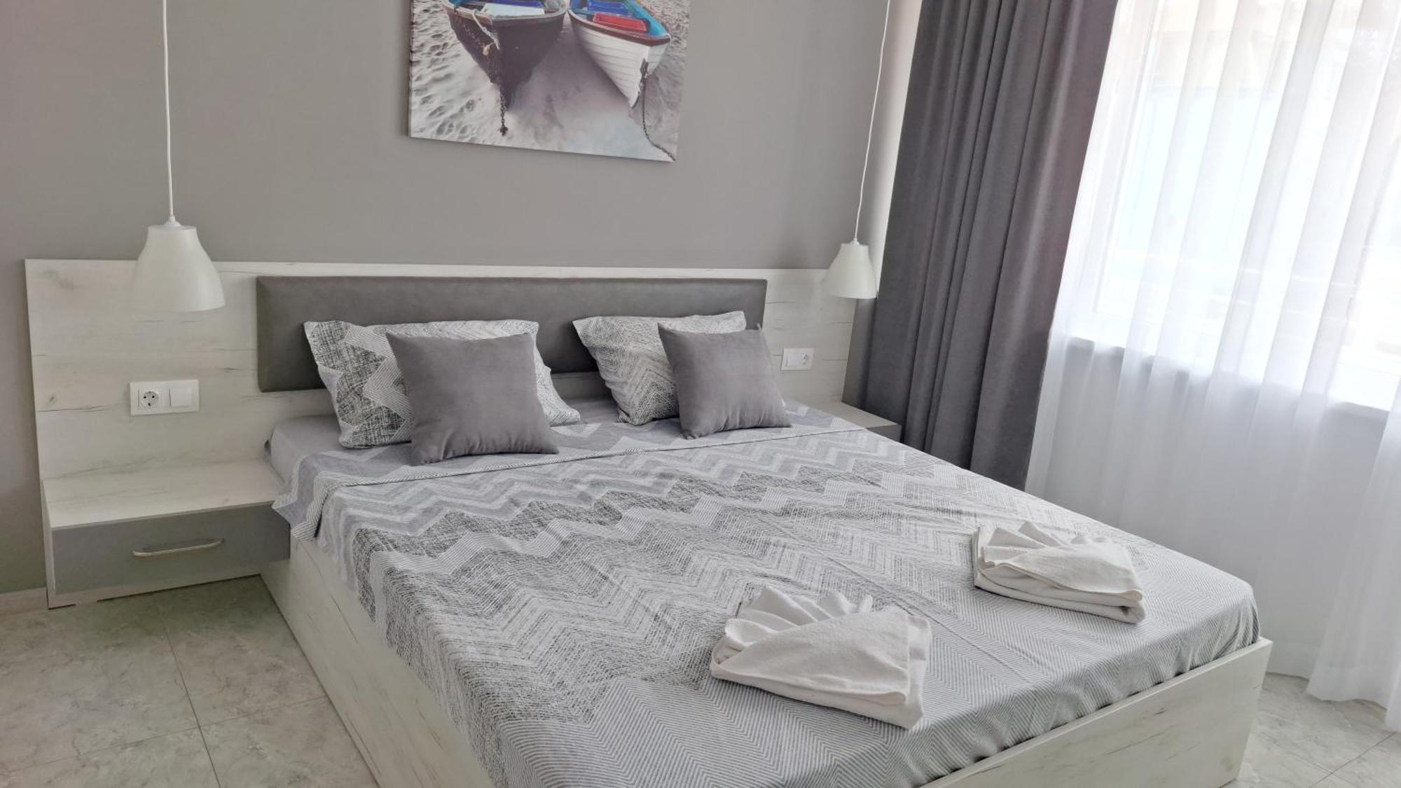Laguna Guest house