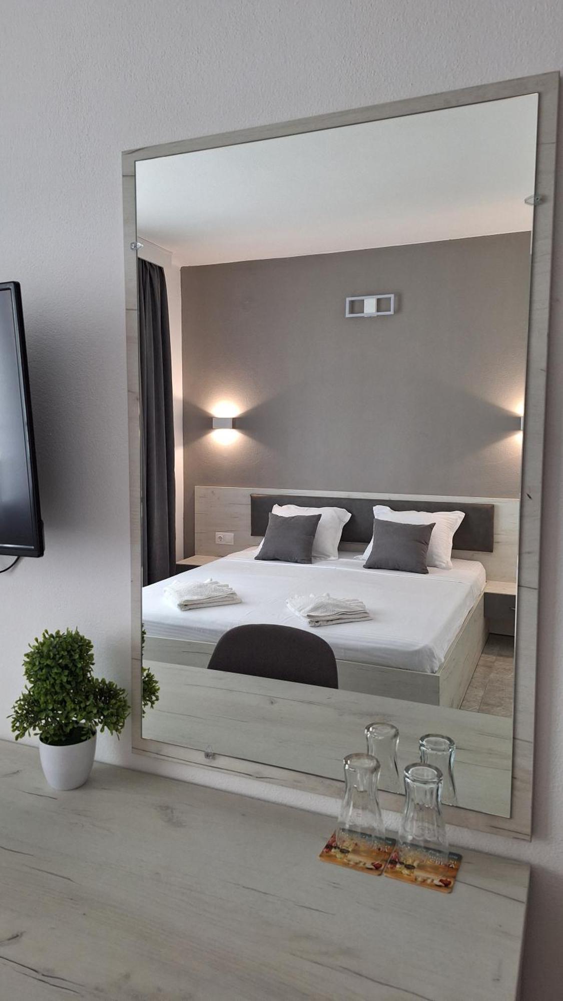 Guest house Laguna 2*